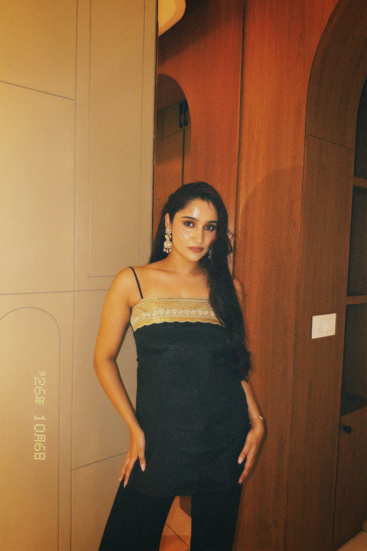 Mehfil Kurti