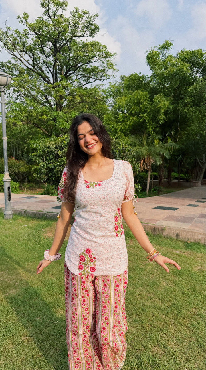 Gulabo Set