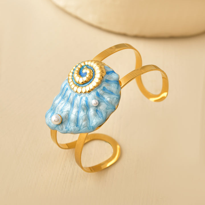 Shell Cuff